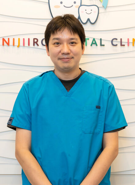 医師 上村 史樹